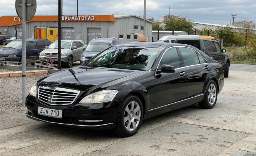 Mercedes Benz S350 W221