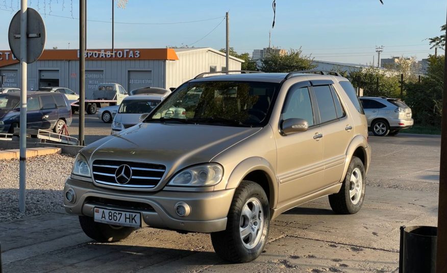 Mercedes Benz ML400