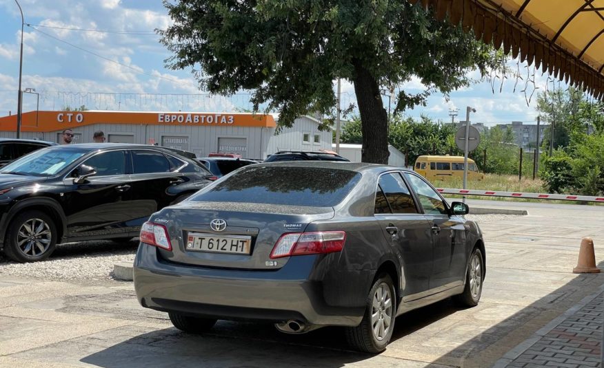 Toyota Camry 40 Hybrid