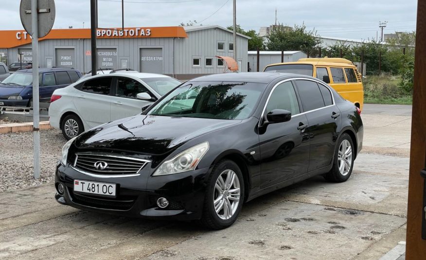 Infiniti G37