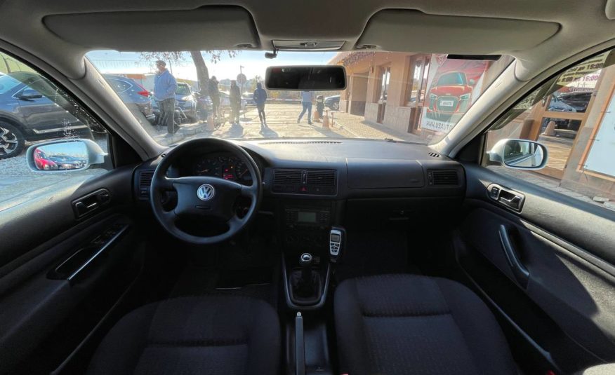 Volkswagen Golf 4