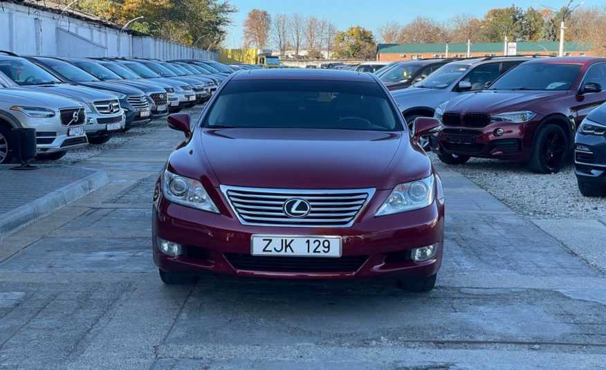 Lexus LS460