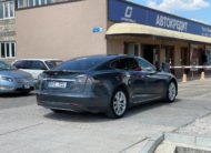 Tesla Model S 90D