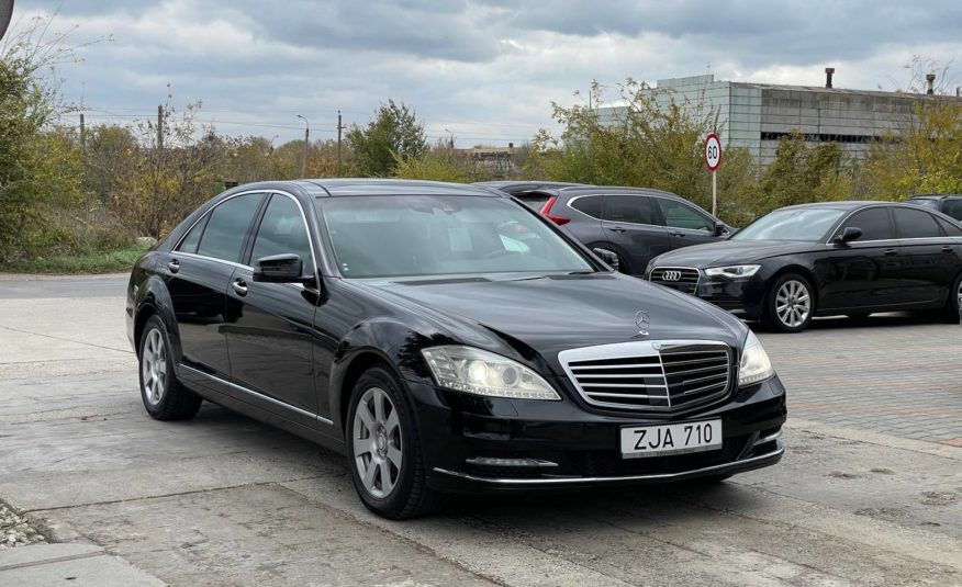 Mercedes Benz S350 W221