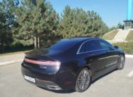 Lincoln MKZ Hybrid