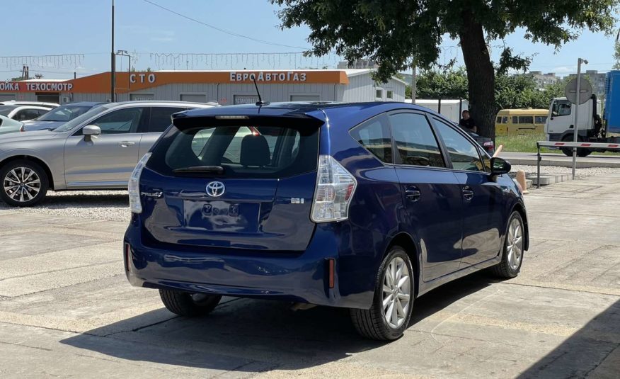 Toyota Prius V Hybrid