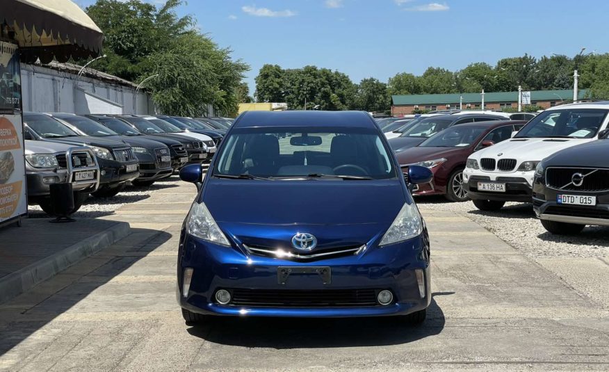 Toyota Prius V Hybrid