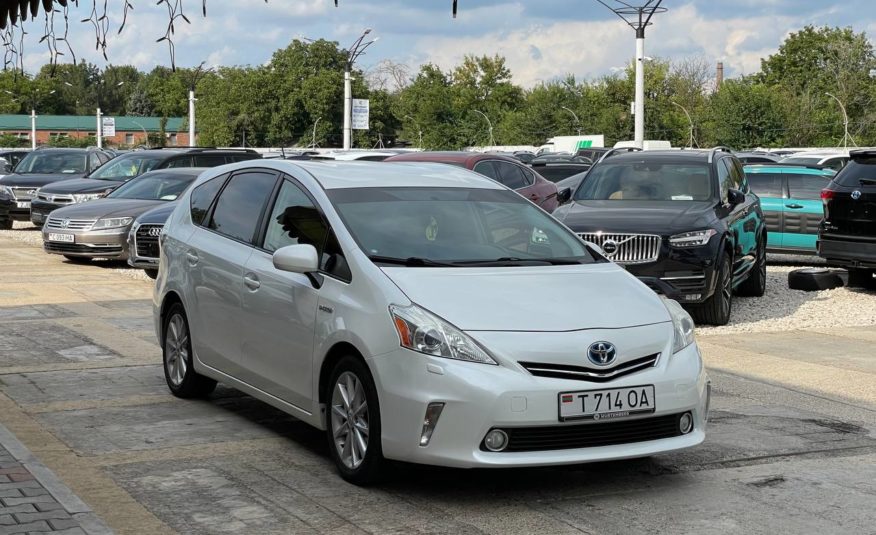 Toyota Prius V Hybrid