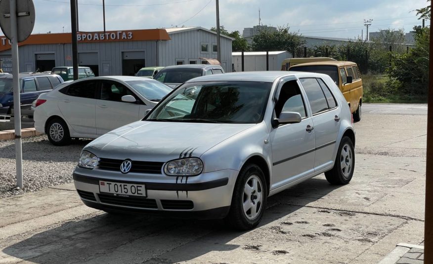 Volkswagen Golf 4