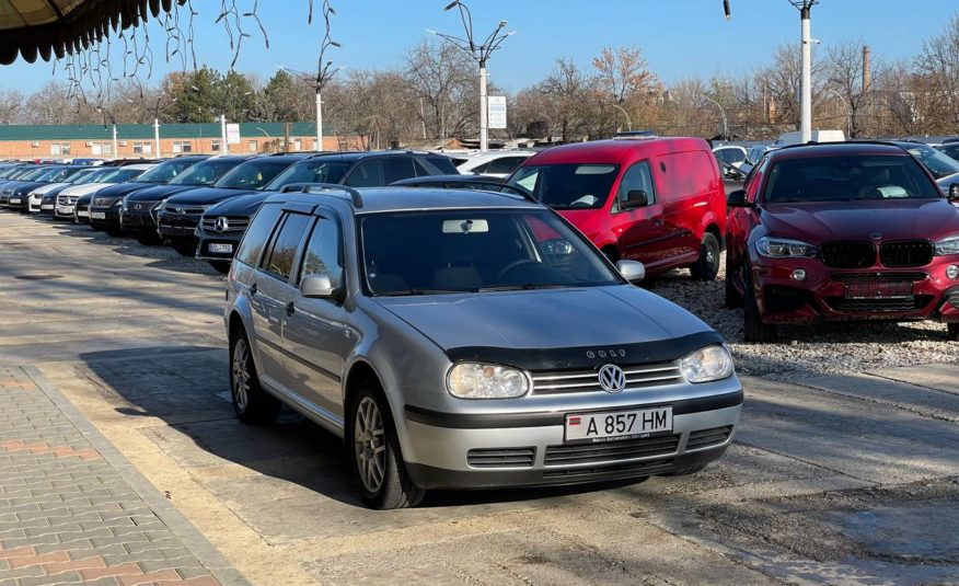 Volkswagen Golf 4