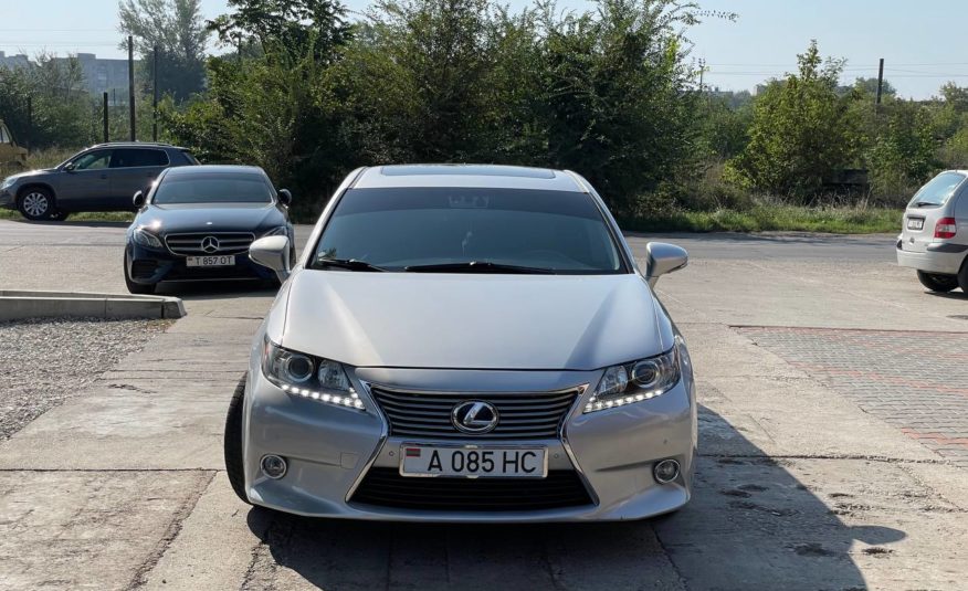 Lexus ES300h