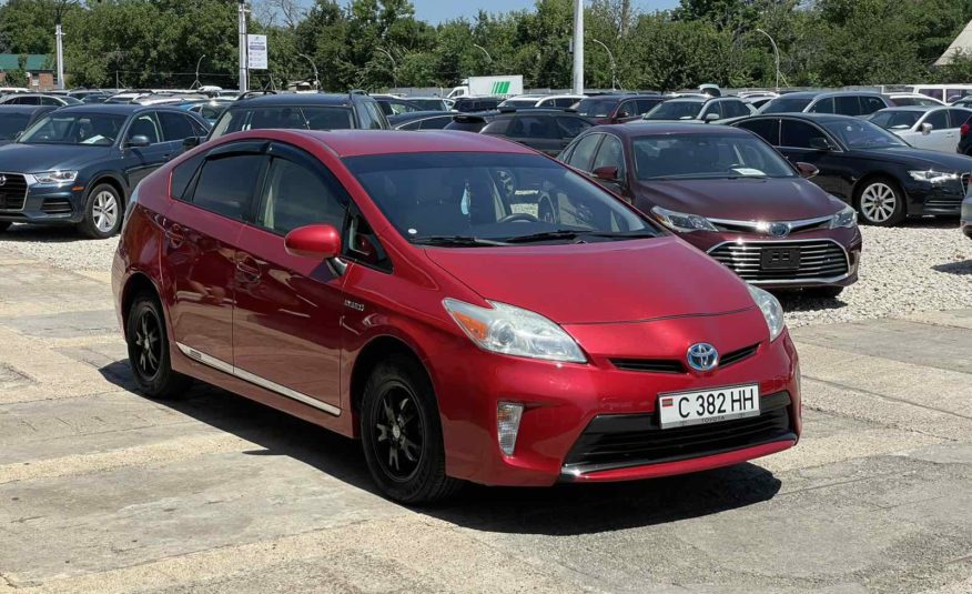 Toyota Prius 30