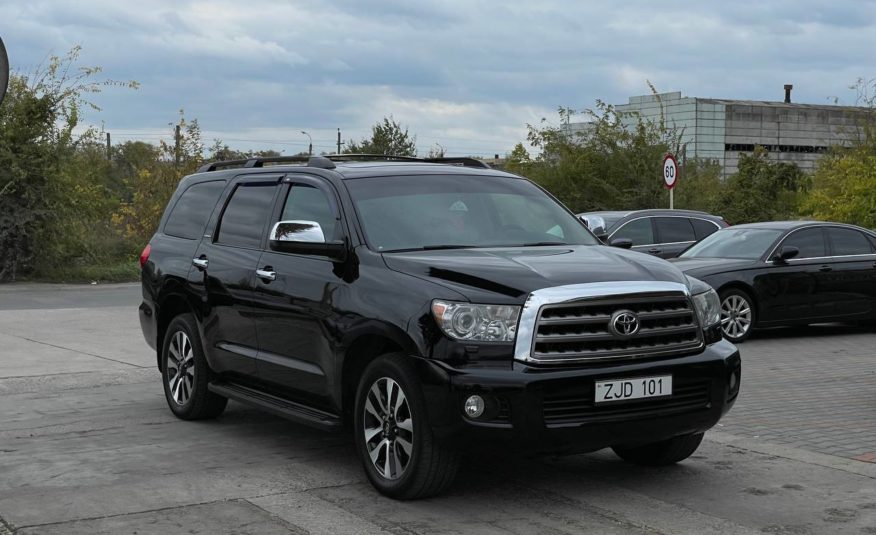 Toyota Sequoia