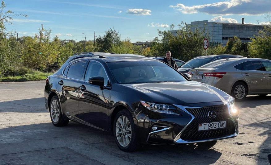 Lexus ES300h