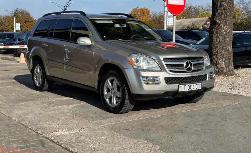 Mercedes Benz GL450