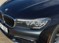 BMW G11 740i