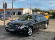 Mercedes Benz E320 (W211)