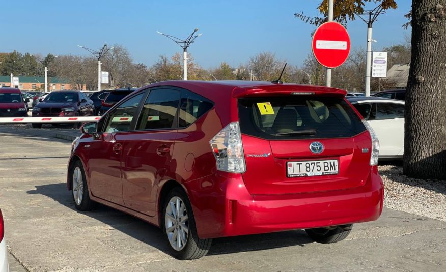 Toyota Prius V Hybrid