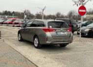 Toyota Auris Hybrid