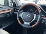 Lexus ES300h