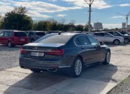 BMW G11 740i