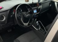 Toyota Auris Hybrid