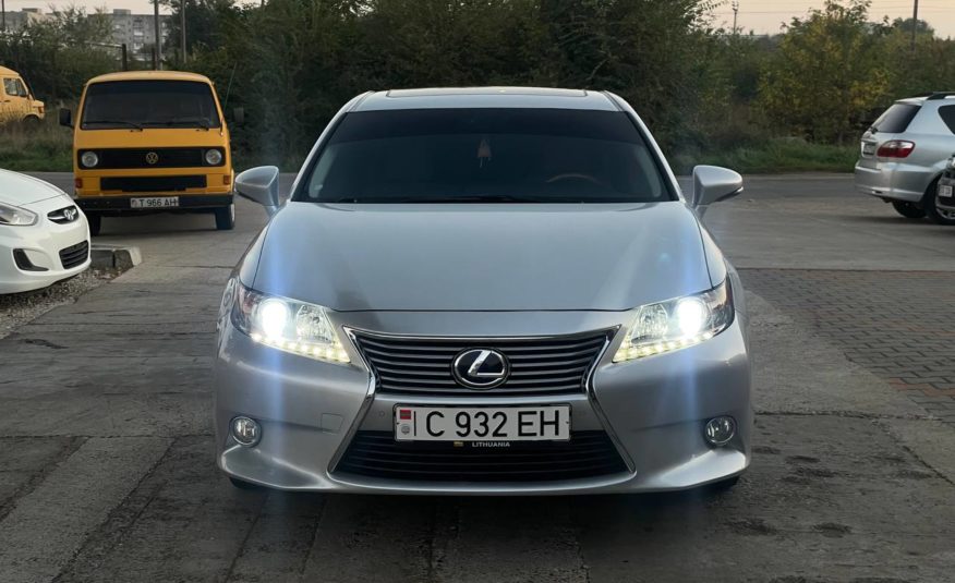 Lexus ES300h