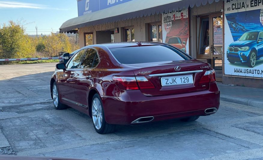 Lexus LS460