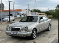 Mercedes Benz W210