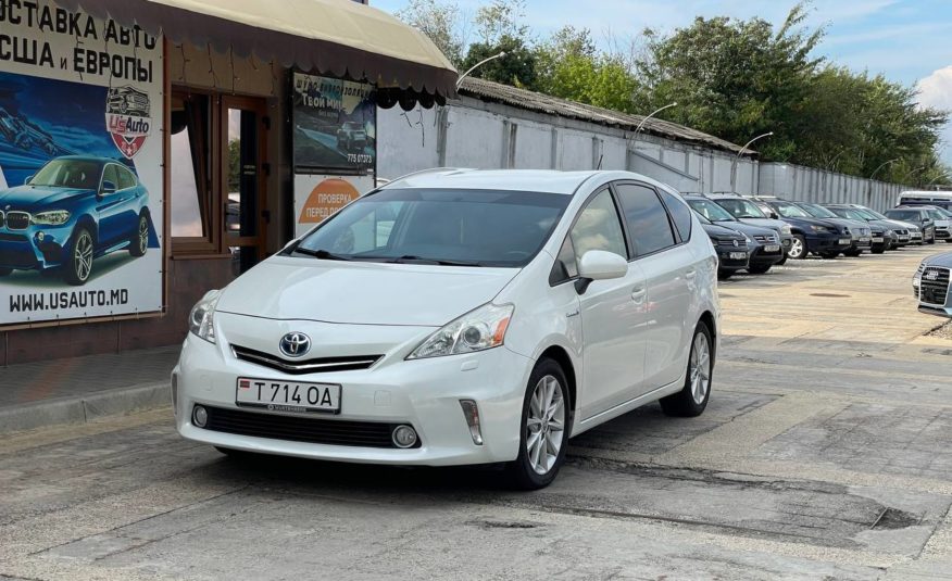 Toyota Prius V Hybrid