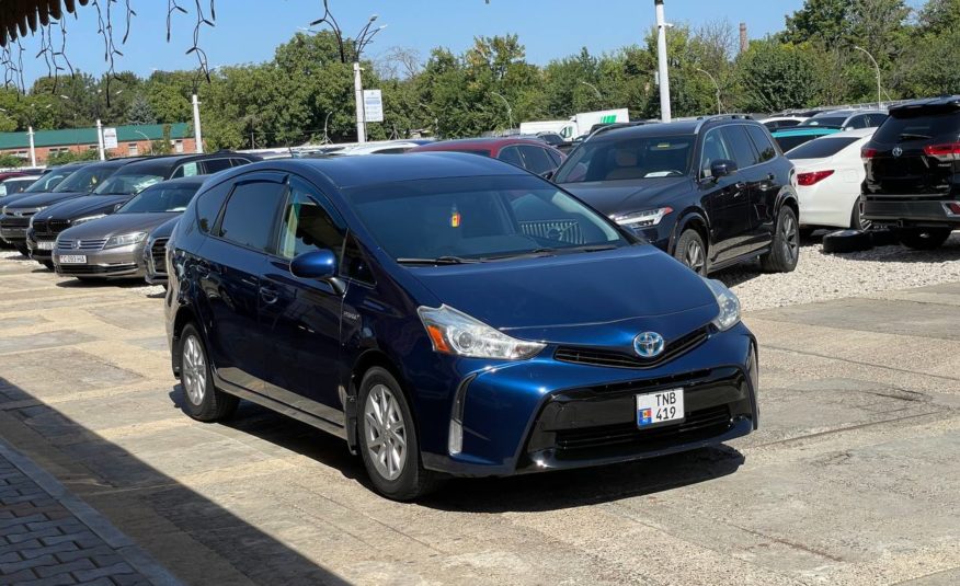 Toyota Prius V Hybrid