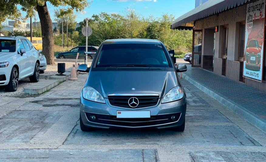 Mercedes Benz A180