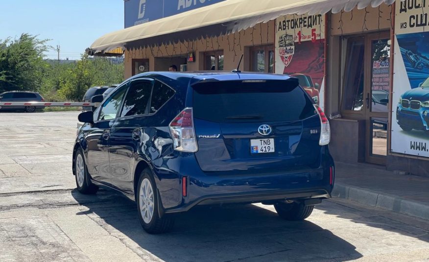 Toyota Prius V Hybrid