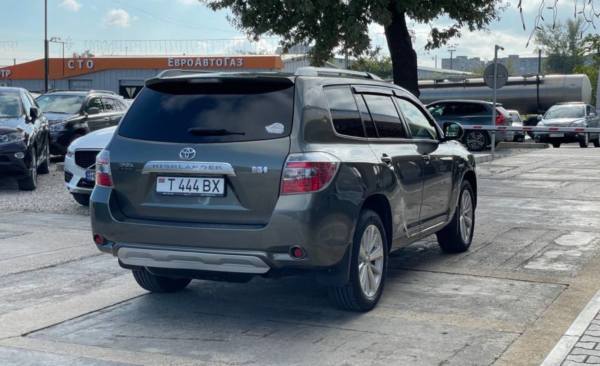 Toyota Highlander Hybrid