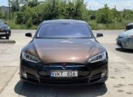 Tesla Model S P85