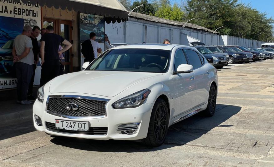 Infiniti Q70 Long