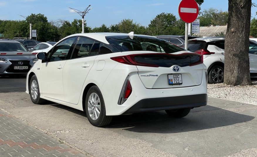 Toyota Prius Prime Plug-In-Hybrid