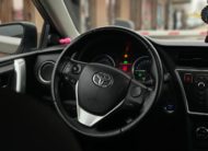 Toyota Auris Hybrid