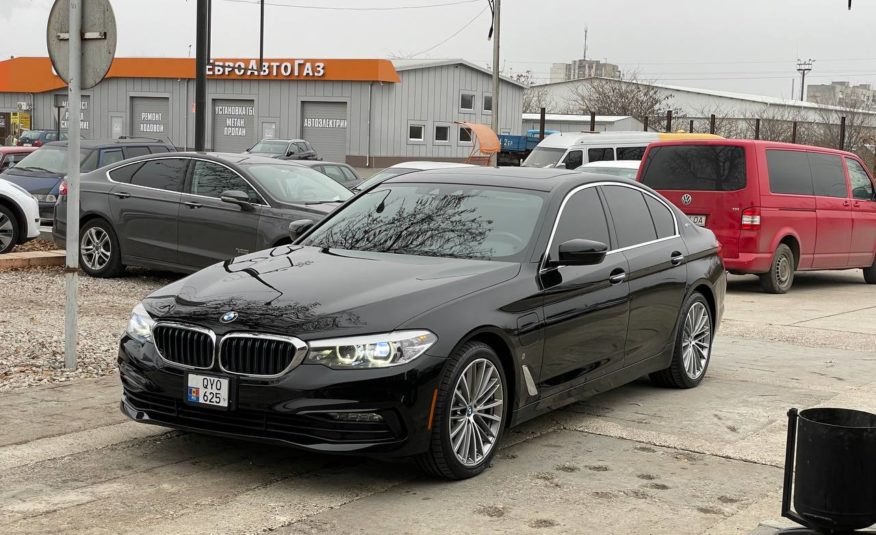 BMW G30 530e xDrive