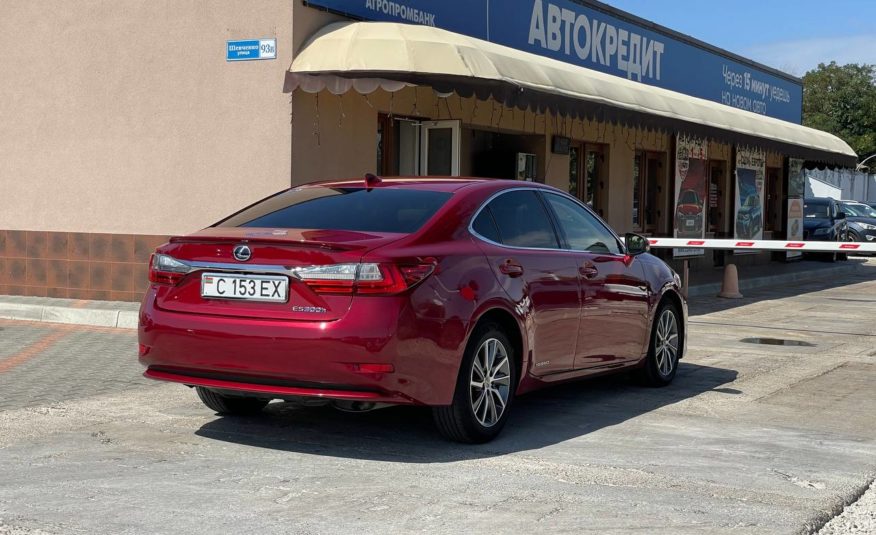 Lexus ES300h