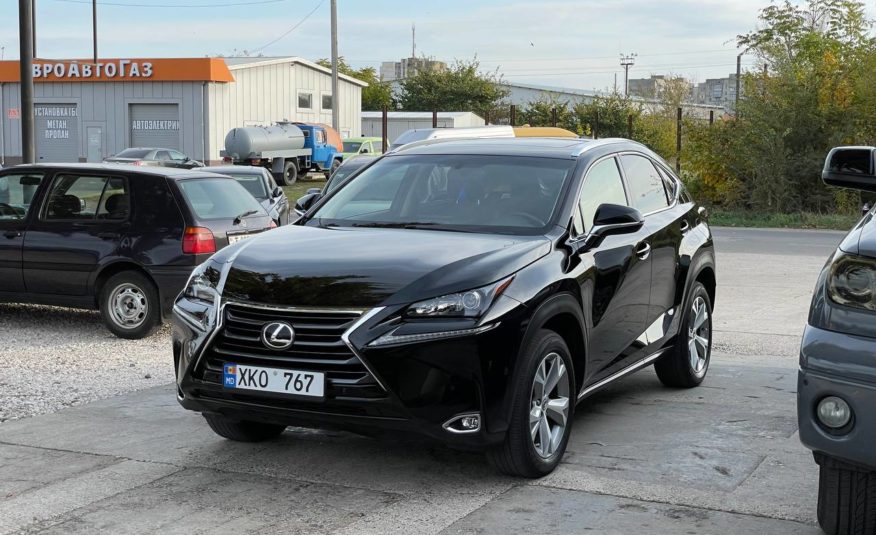 Lexus NX200t