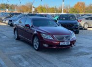 Lexus LS460