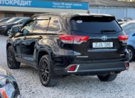 Toyota Highlander Hybrid