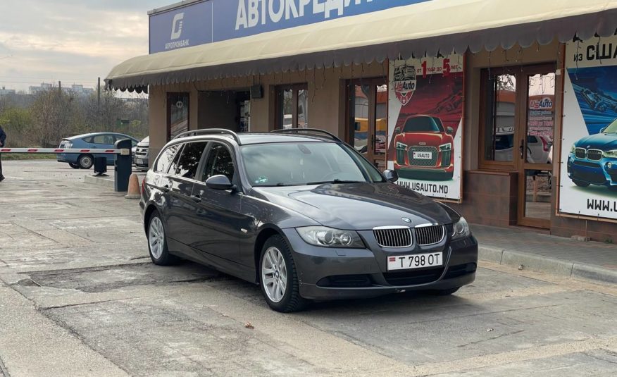 BMW E91 520i