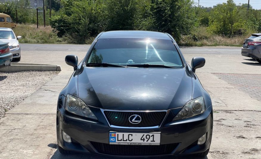 Lexus IS220d