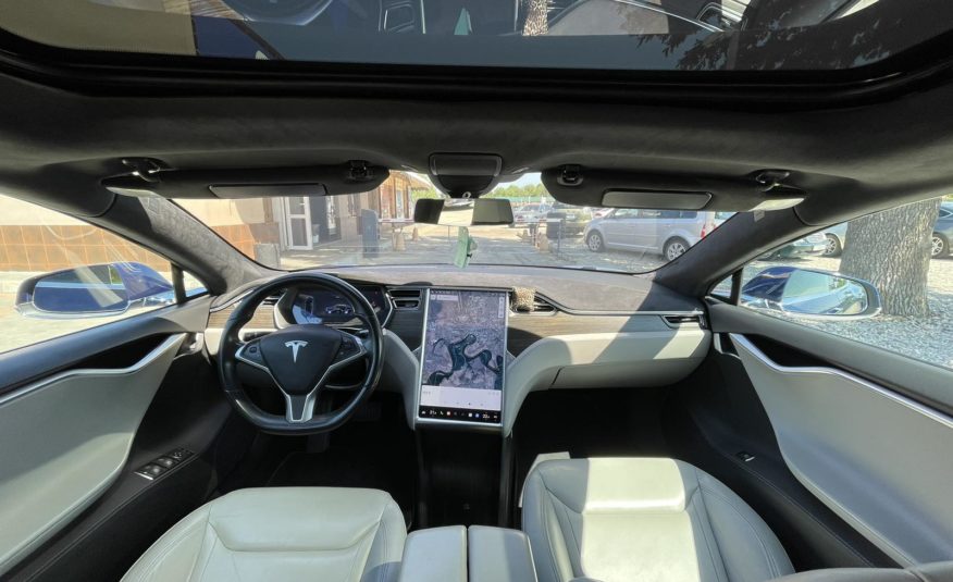 Tesla Model S 85D