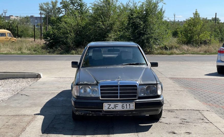 Mercedes Benz W124