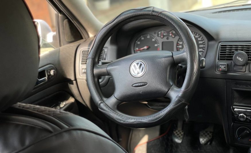 Volkswagen Golf 4