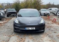 Tesla Model 3 Long Range