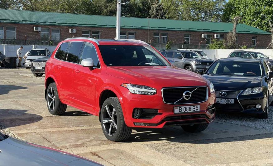 Volvo XC90 R-Design